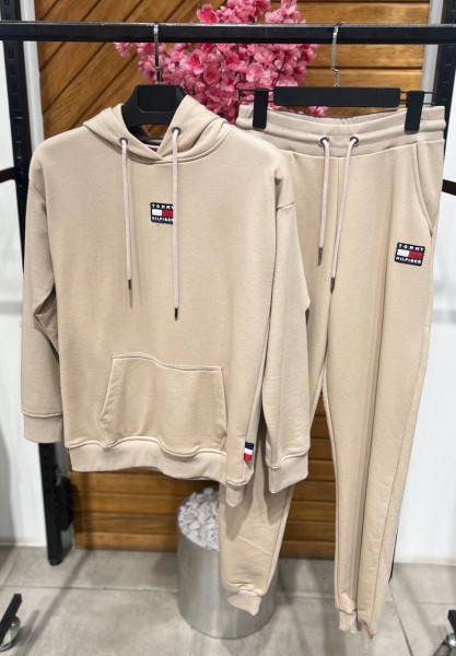Женский Koстюм Tommy Hilfiger