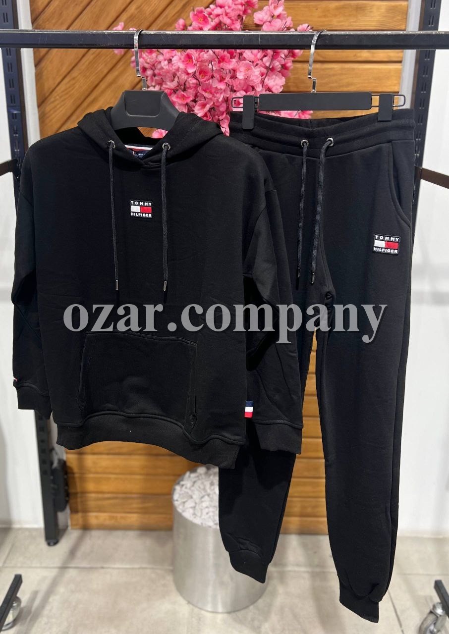 Женский Koстюм Tommy Hilfiger