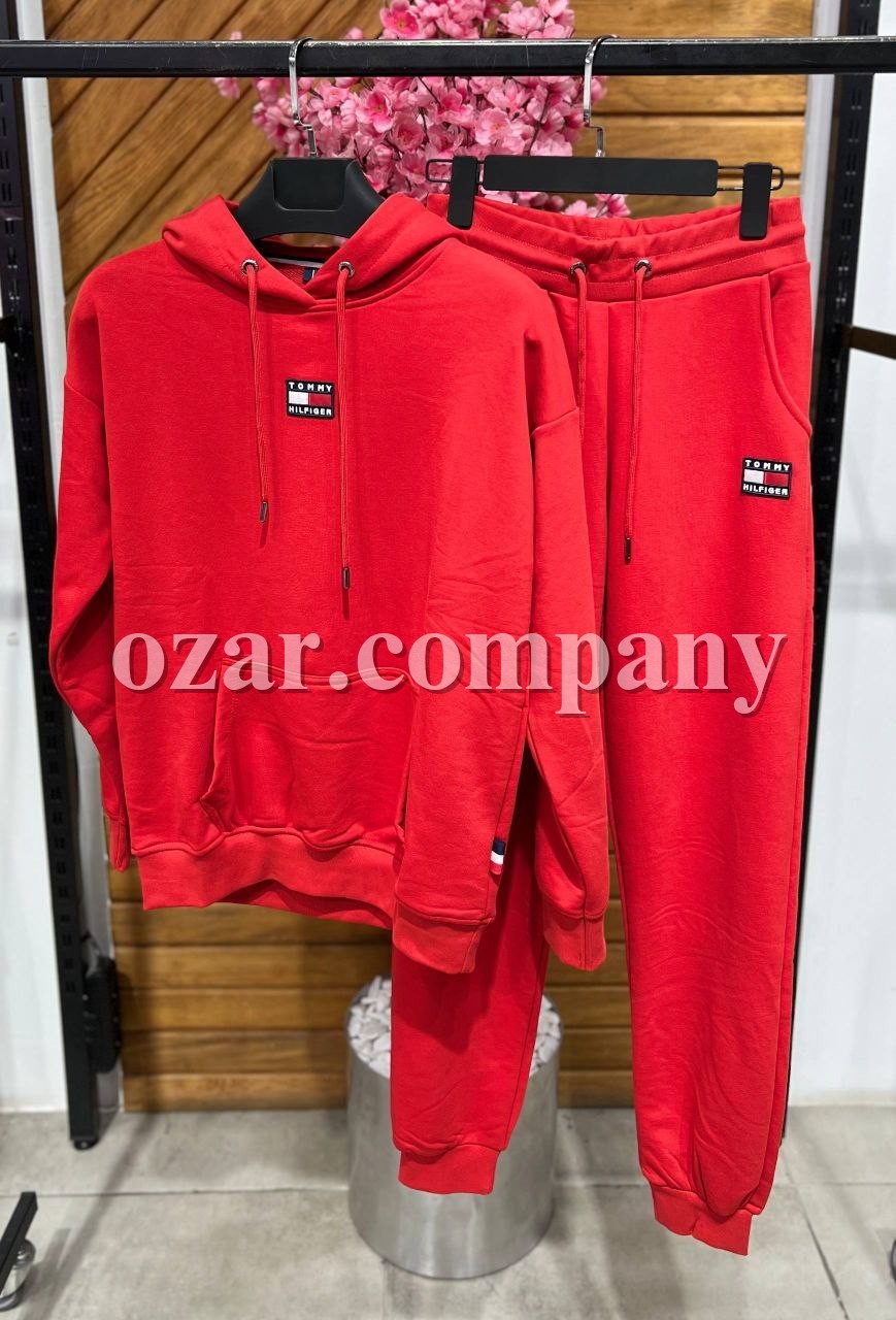 Женский Koстюм Tommy Hilfiger