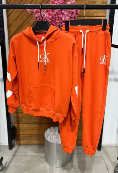 Женский Koстюм Calvin Klein