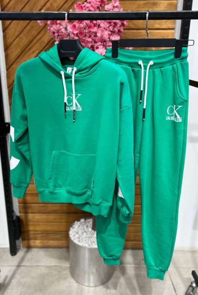 Женский Koстюм Calvin Klein