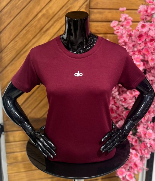 Женская Футболка Alo