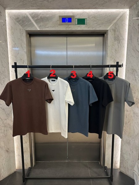 Мужская Футболка Prada