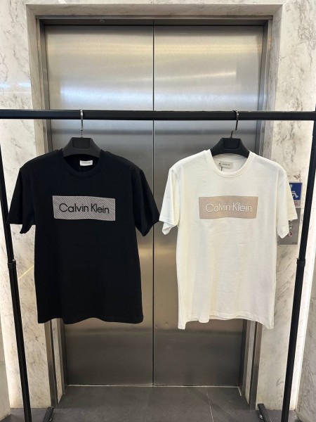 Мужская Футболка Calvin Klein 
