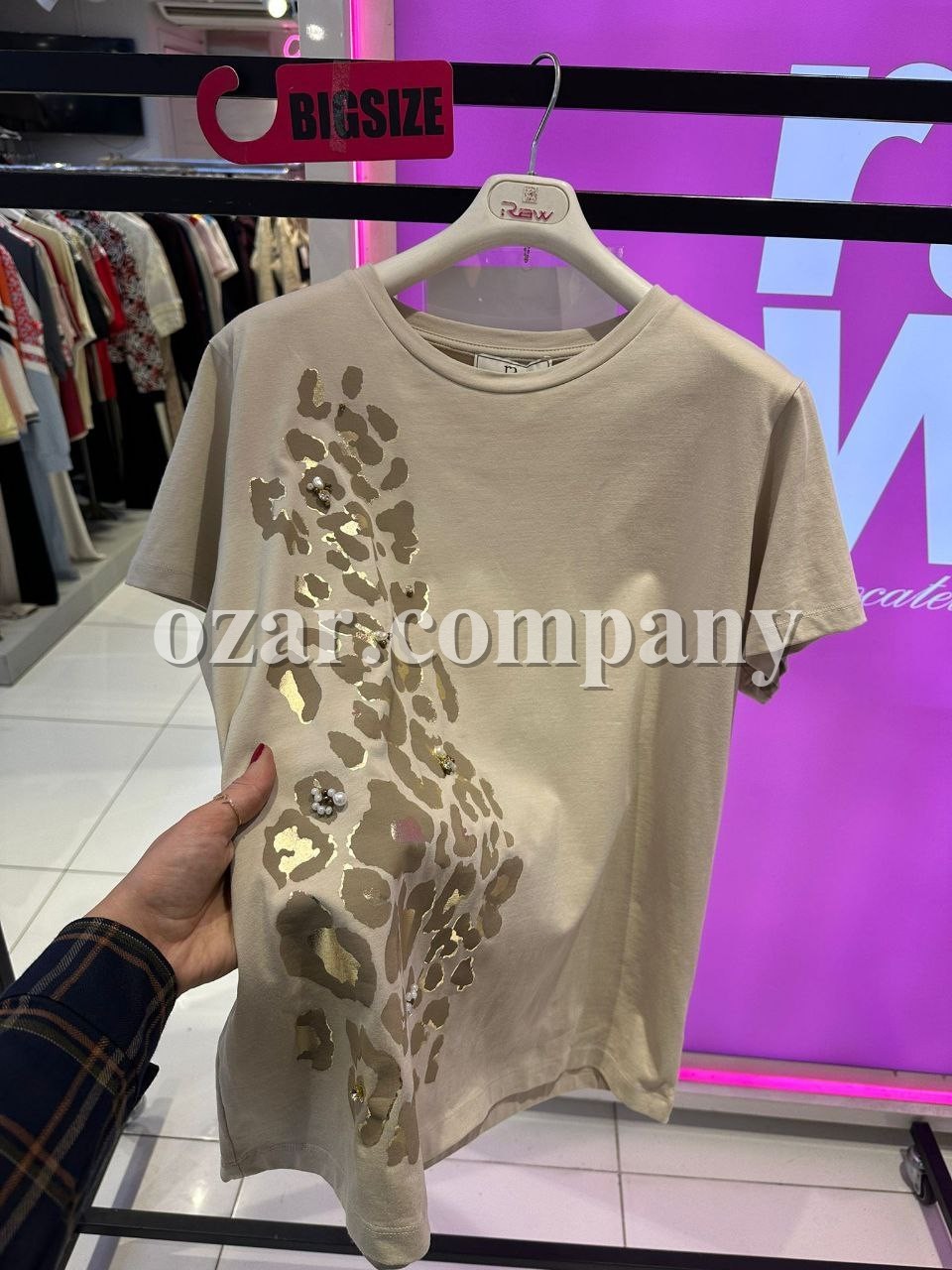 Женская Футболка Raw (Большие размеры)