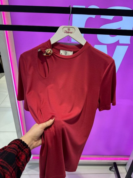 Женская Футболка Raw 