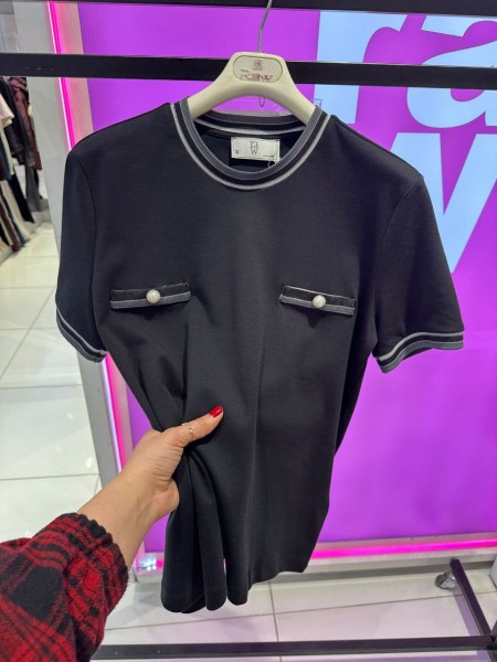 Женская Футболка Raw 