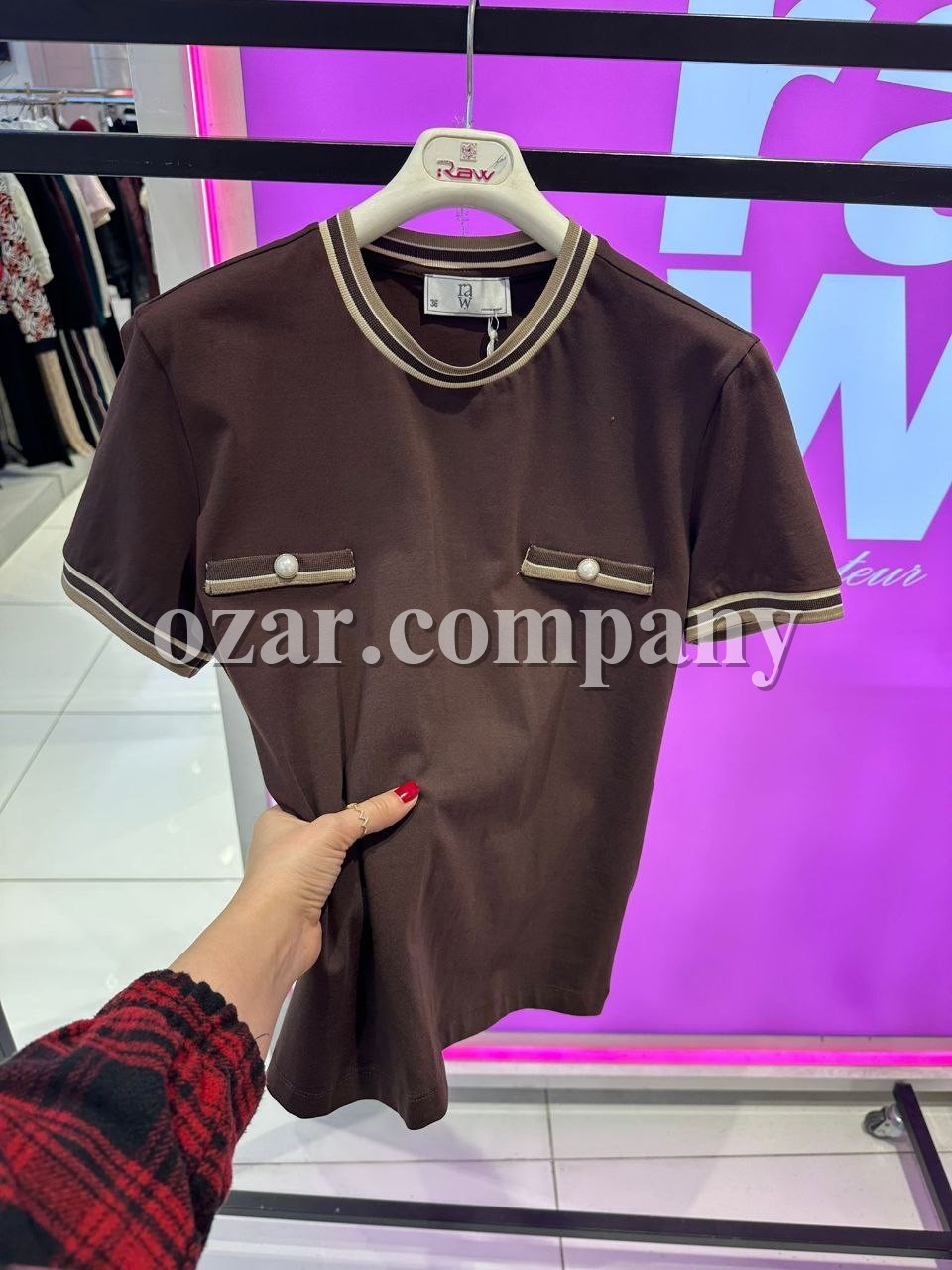 Женская Футболка Raw 