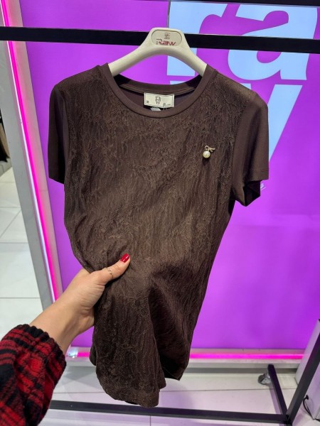 Женская Футболка Raw 