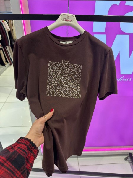 Женская Футболка Raw 