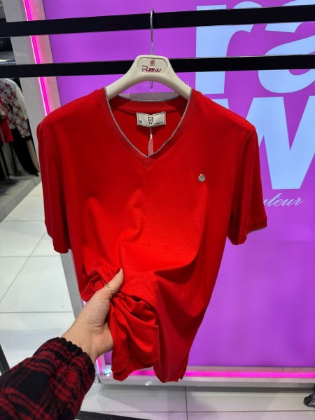 Женская Футболка Raw 