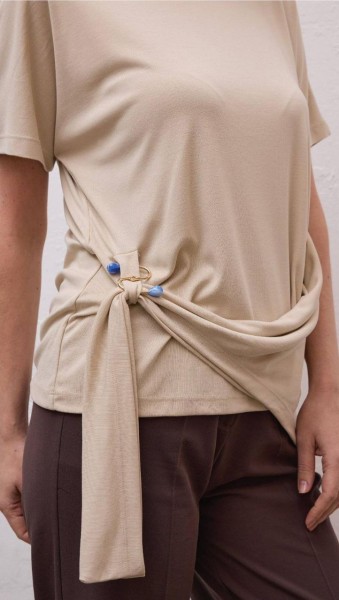 Женская Футболка Raw 