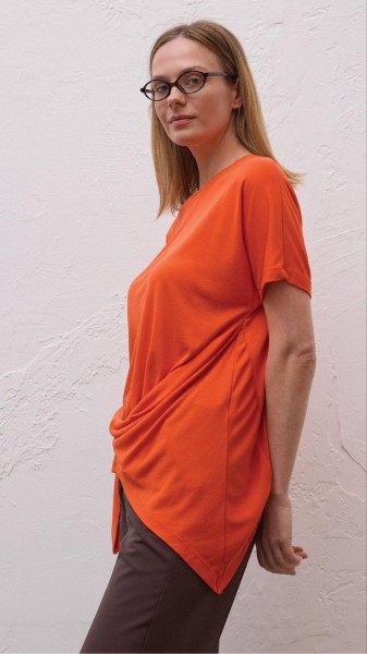 Женская Футболка Raw 