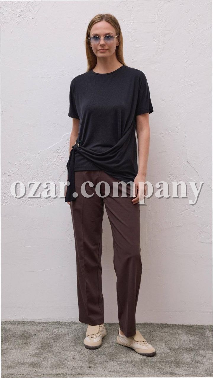 Женская Футболка Raw 