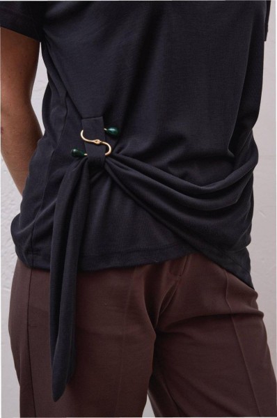 Женская Футболка Raw 