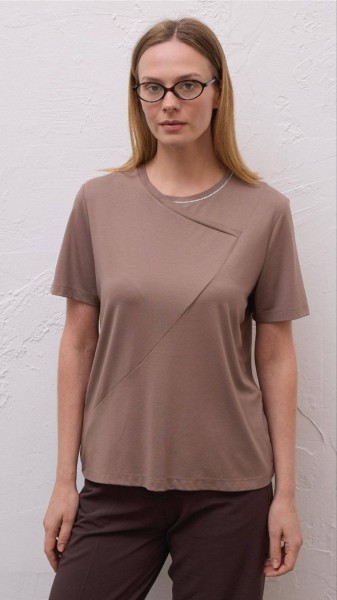 Женская Футболка Raw 