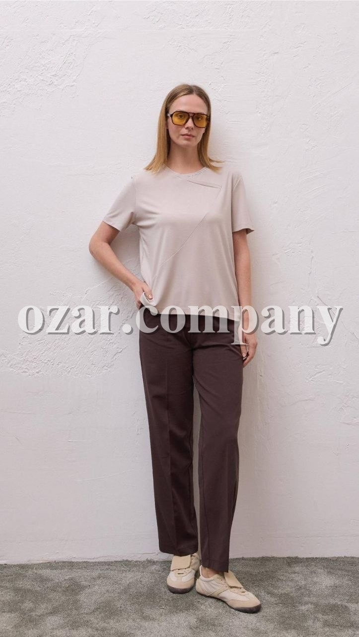 Женская Футболка Raw 