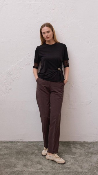 Женская Футболка Raw 