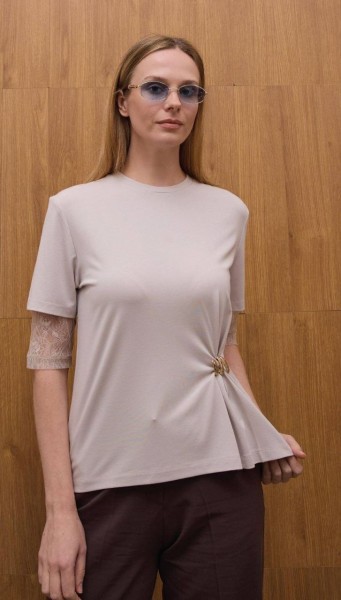 Женская Футболка Raw 