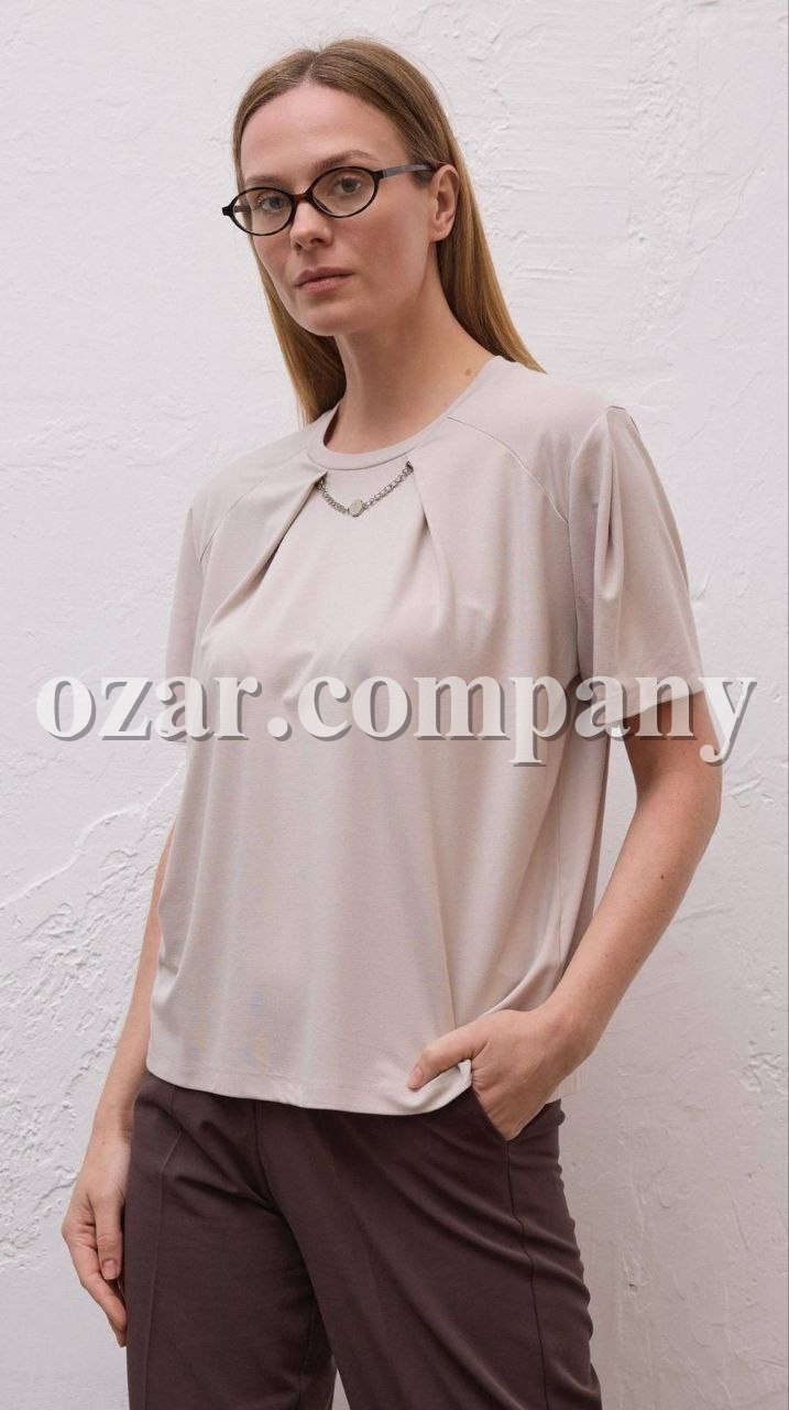 Женская Футболка Raw 