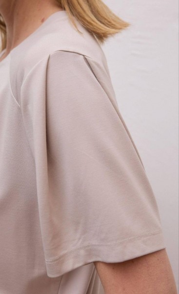 Женская Футболка Raw 