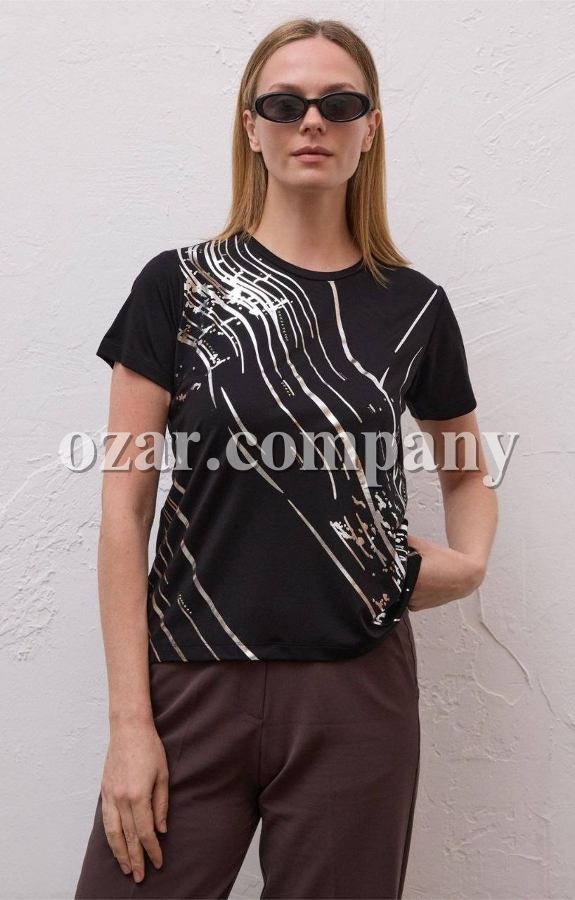 Женская Футболка Raw 