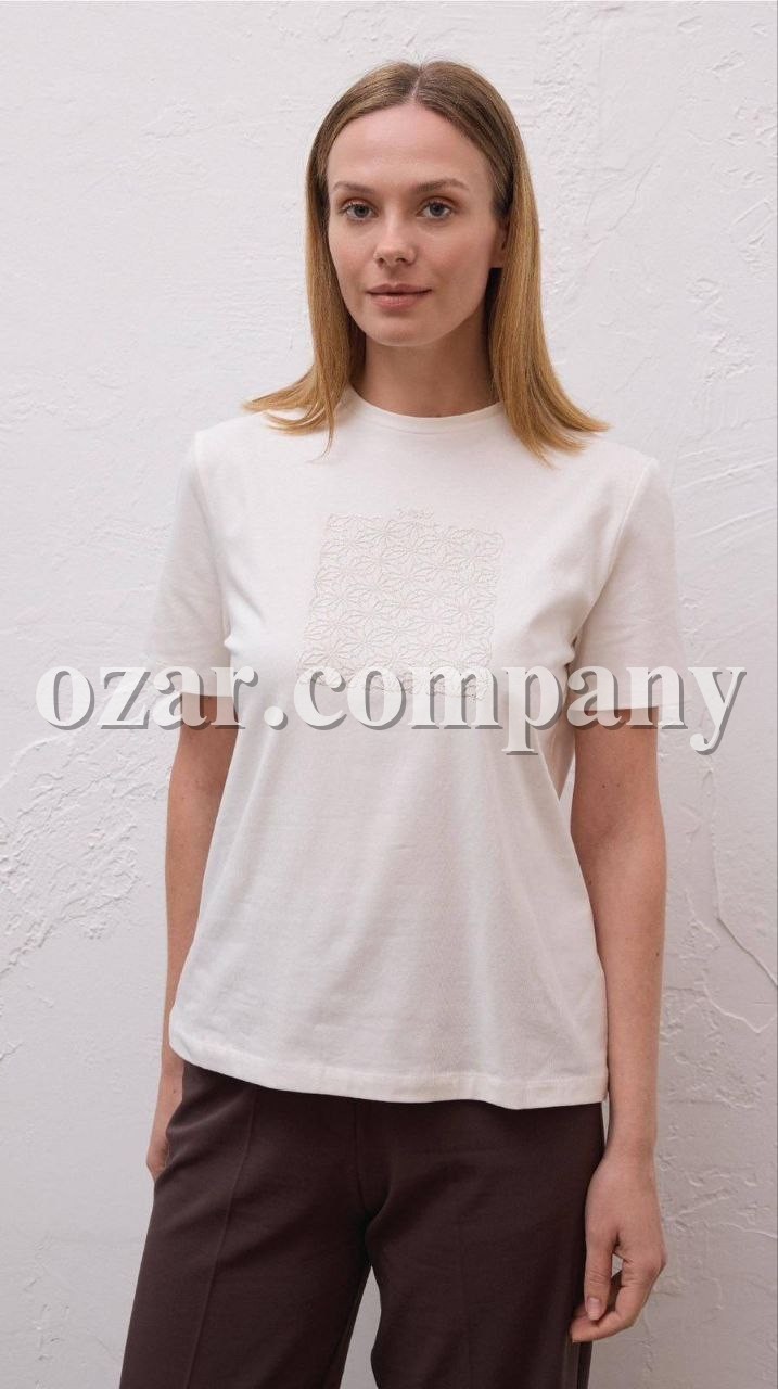 Женская Футболка Raw 