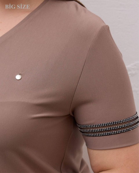 Женская Футболка Raw (Большие размеры)