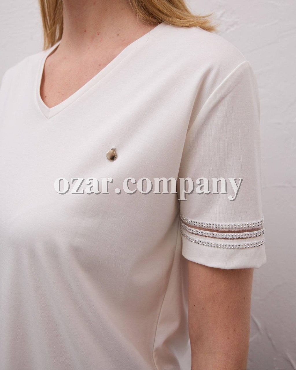 Женская Футболка Raw 