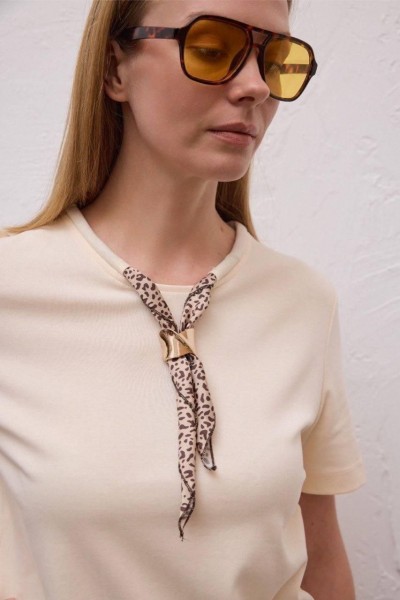 Женская Футболка Raw 