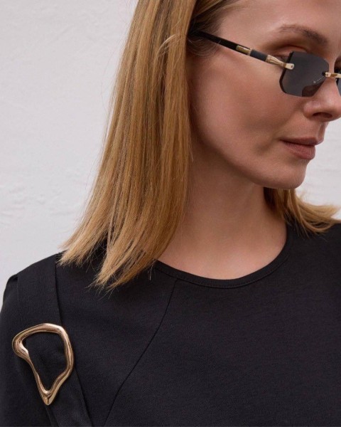 Женская Футболка Raw 