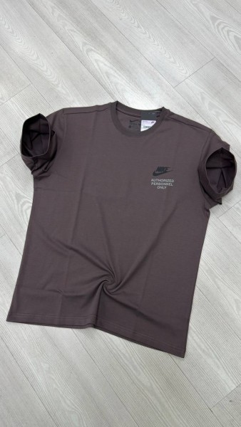 Мужская Футболка Nike