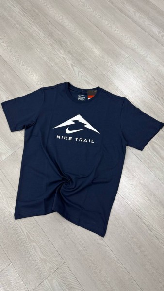 Мужская Футболка Nike