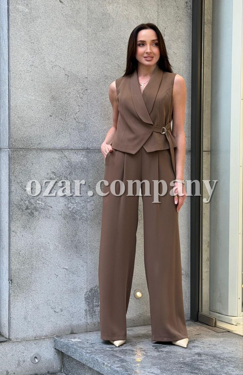 Женский Костюм Esito