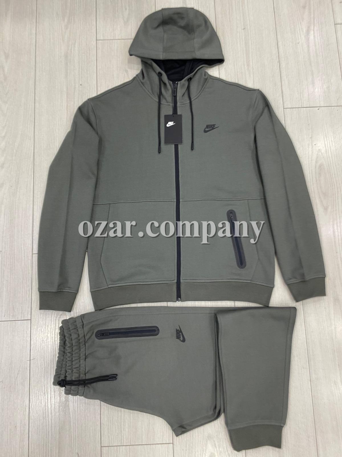 Мужской Спортивный Костюм Nike