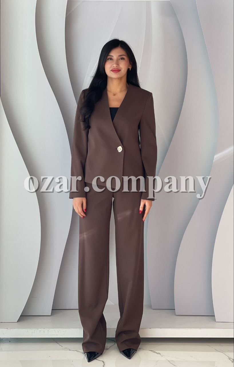 Женский Костюм Mode Class  