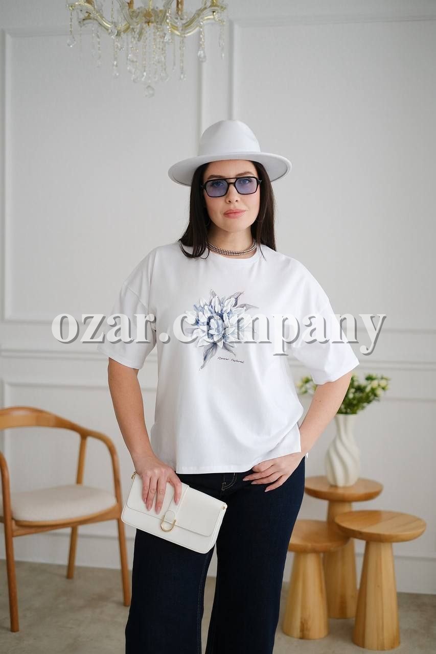 Женская Футболка Monoritm