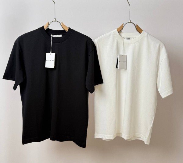 Мужская Футболка Givenchy