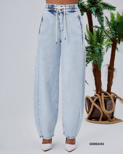 Женские Джинсы She Zeen