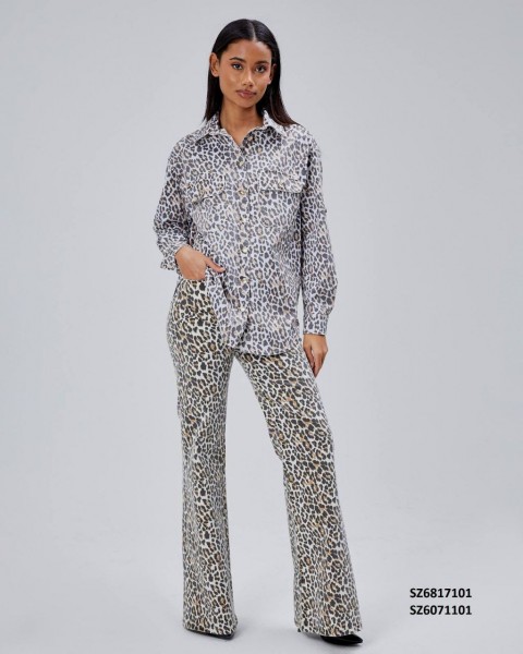 Женские Джинсы Shezzen