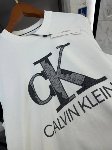 Мужская Футболка Calvin Klein