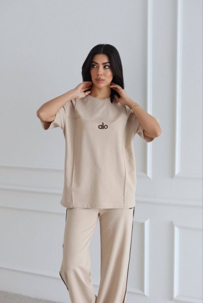 Женский Костюм Alo