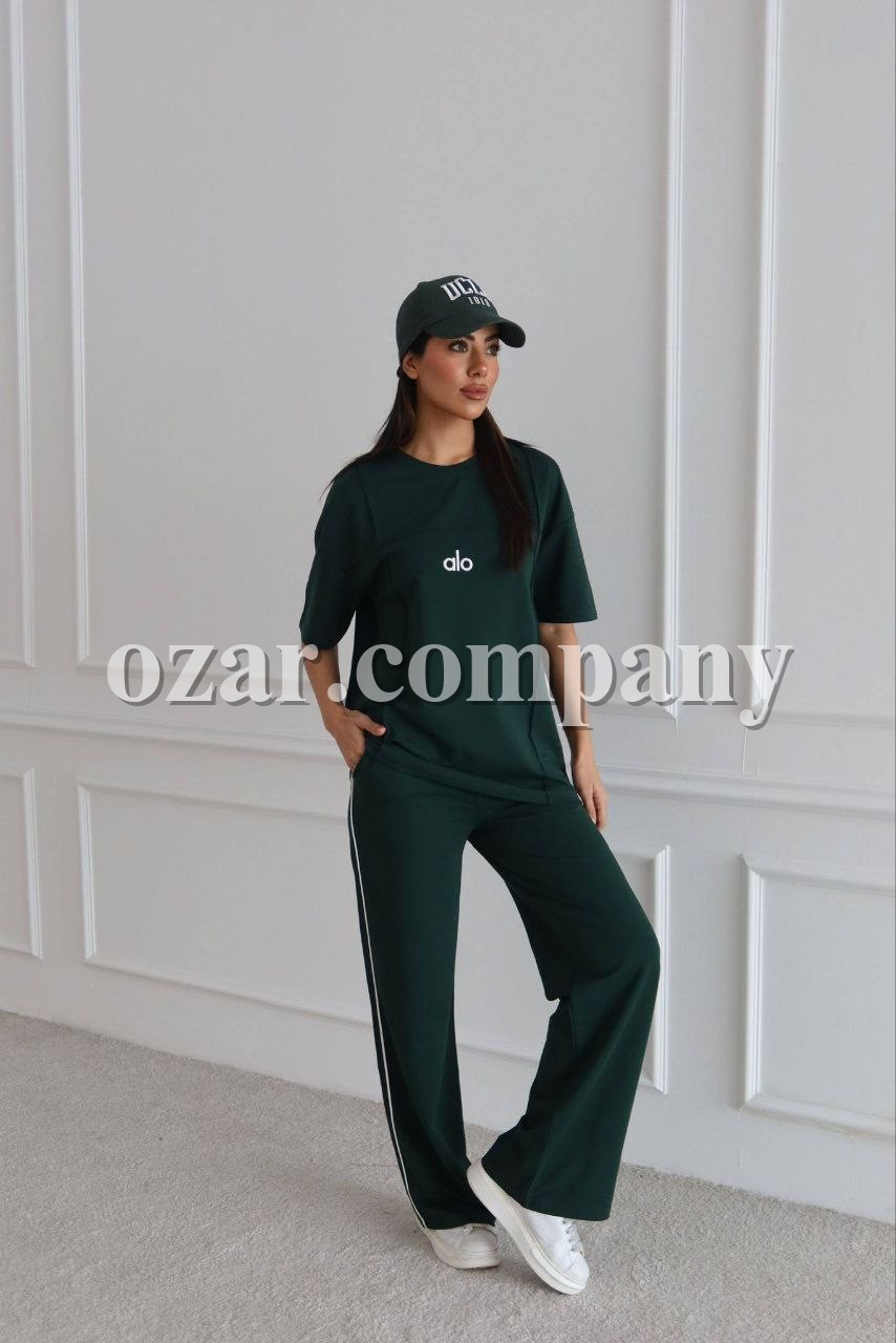 Женский Костюм Alo