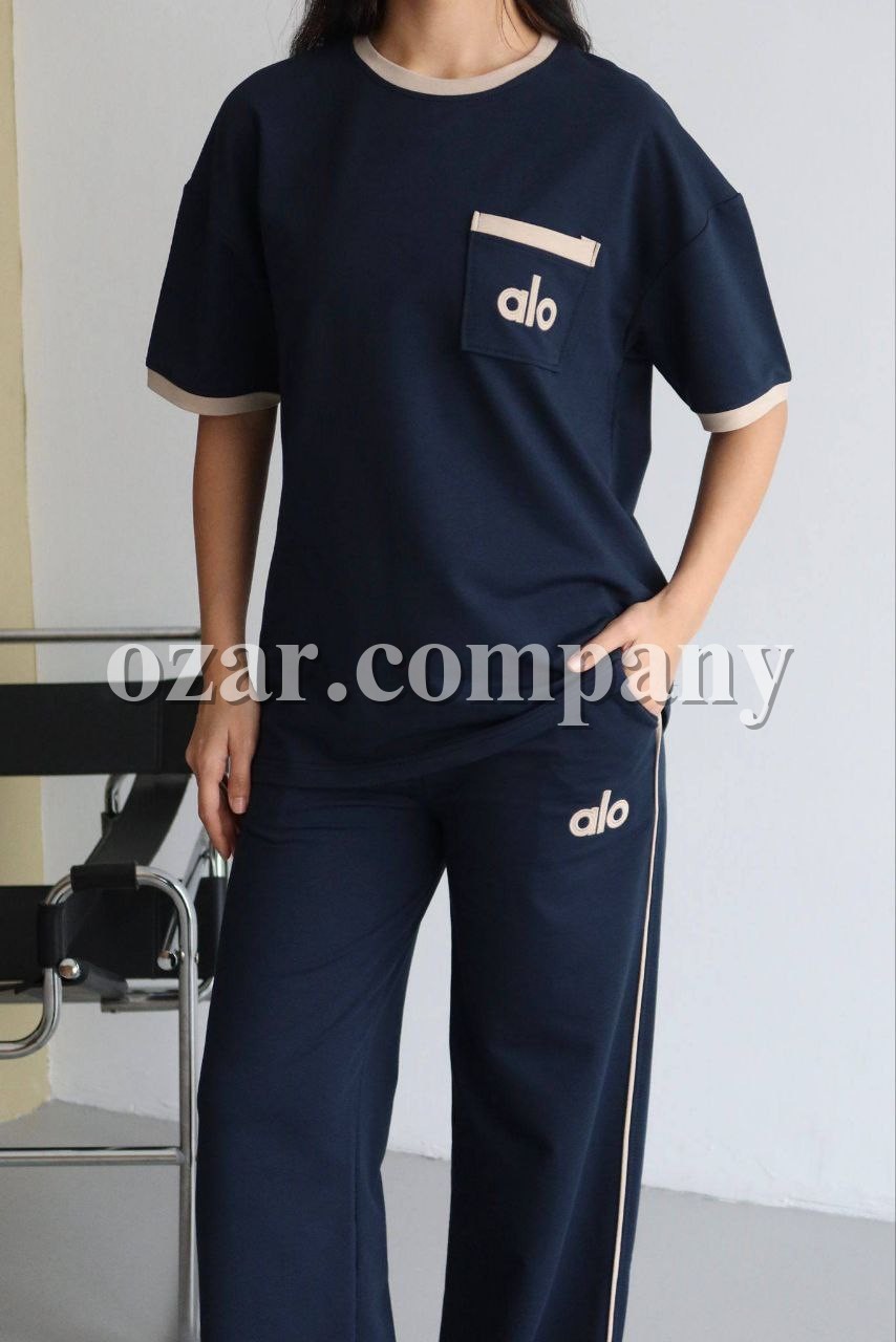Женский Костюм Alo