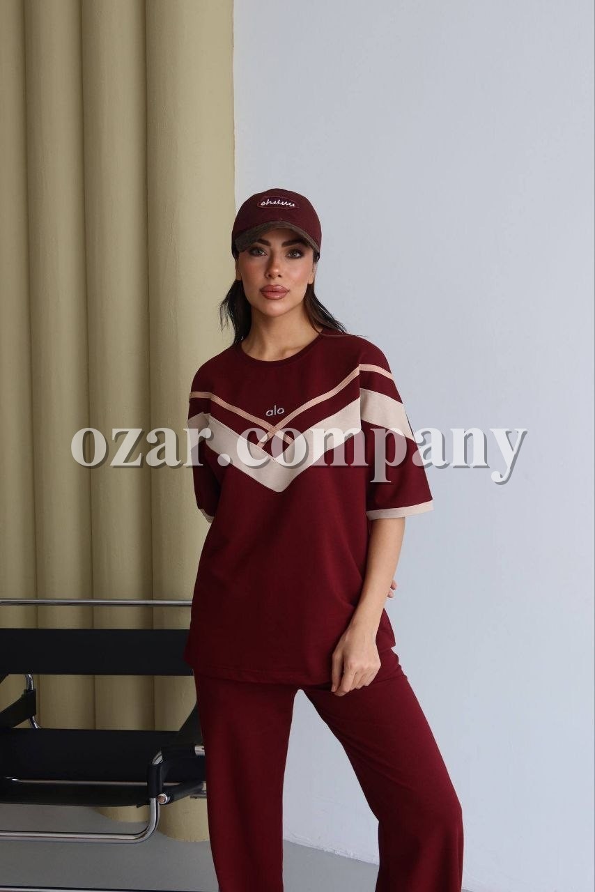Женский Костюм Alo