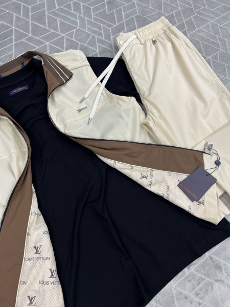 Мужской Комплект Тройка Louis Vuitton