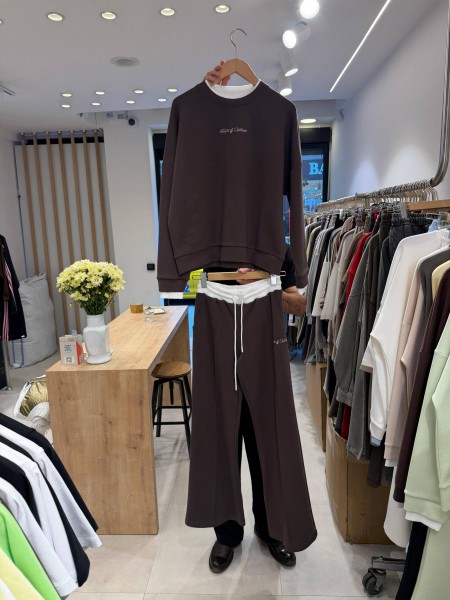 Женский Костюм Trikotto