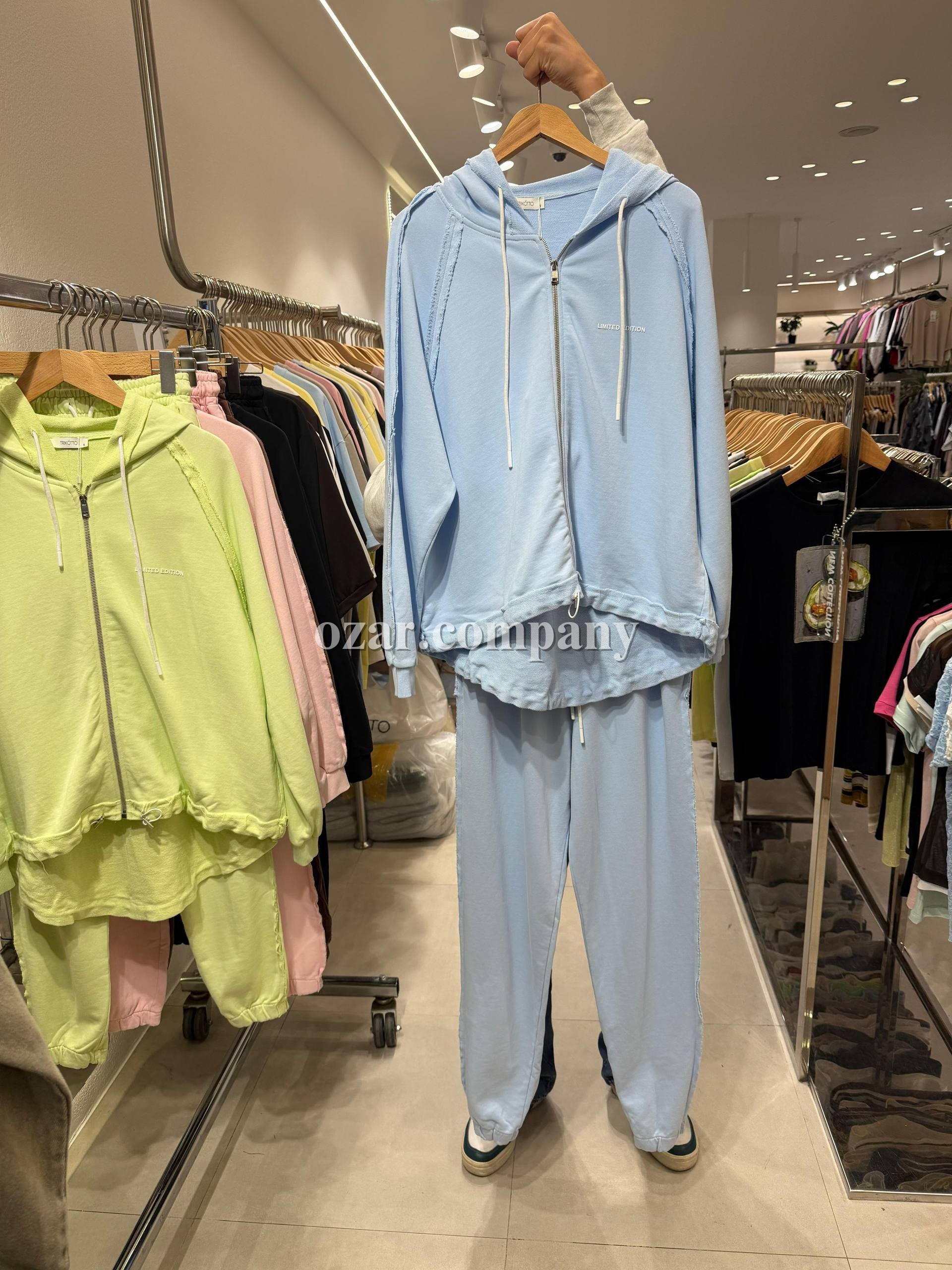 Женский Костюм Trikotto