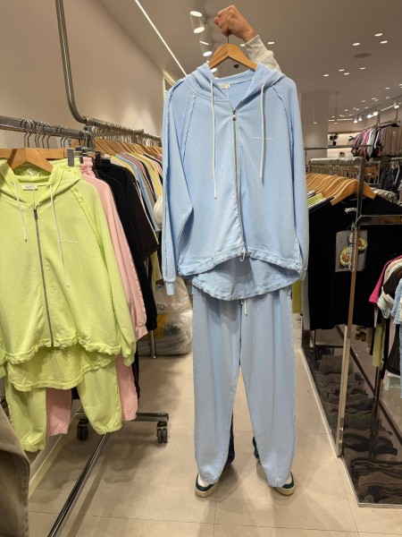 Женский Костюм Trikotto