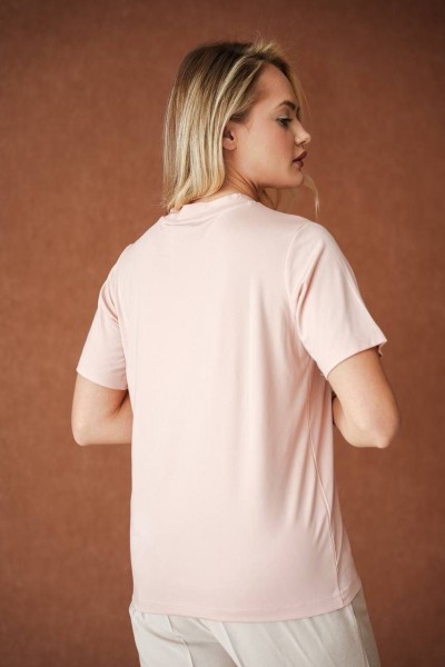 Женская Футболка Raw 